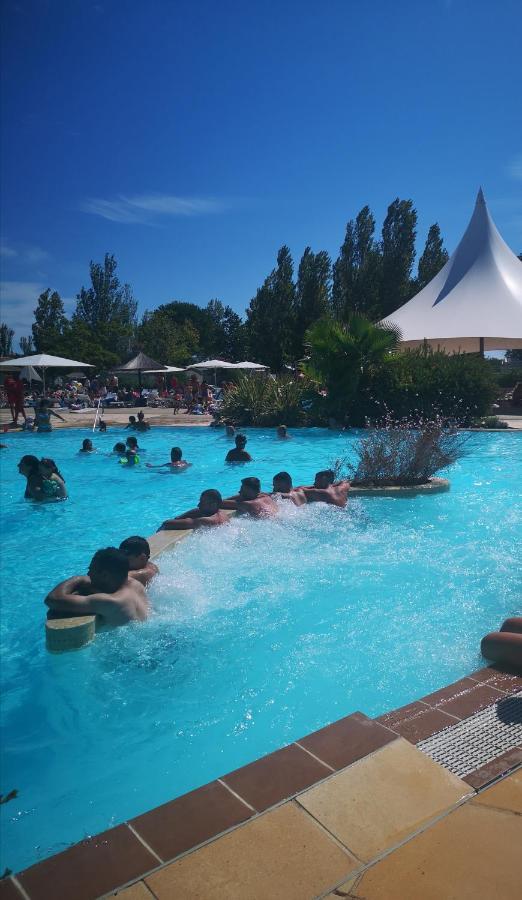 Camping La Carabasse Vias-Plage-T4 Climatise,Tout Confort, Emplacement Calme ! Kültér fotó