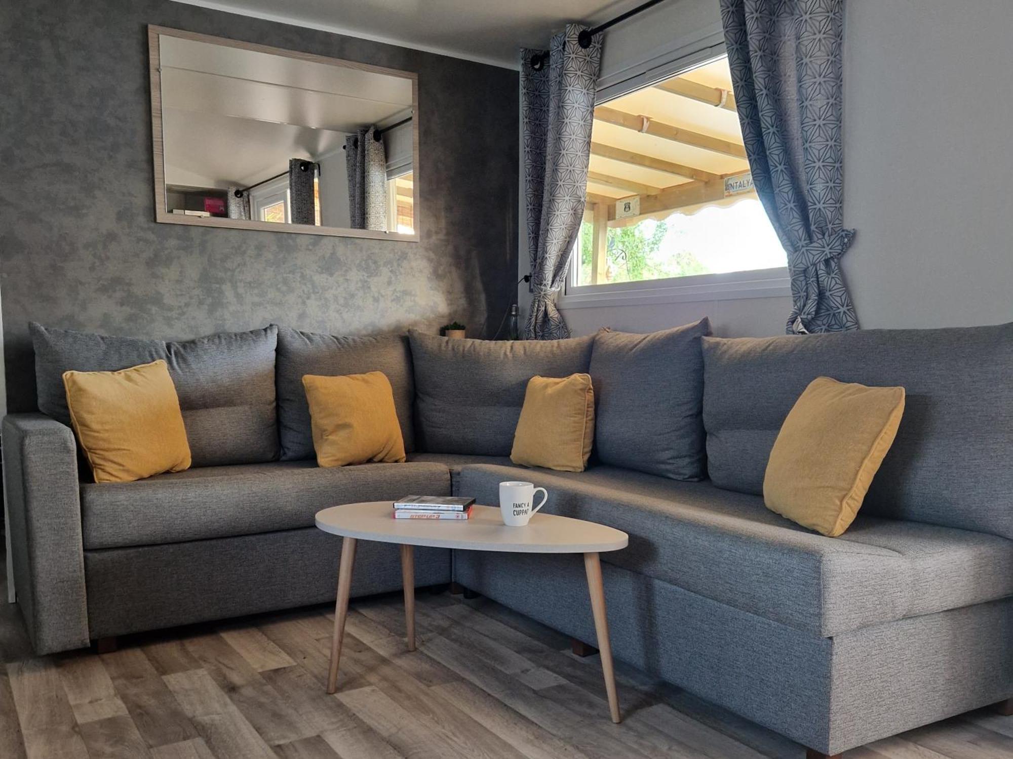 Camping La Carabasse Vias-Plage-T4 Climatise,Tout Confort, Emplacement Calme ! Szoba fotó
