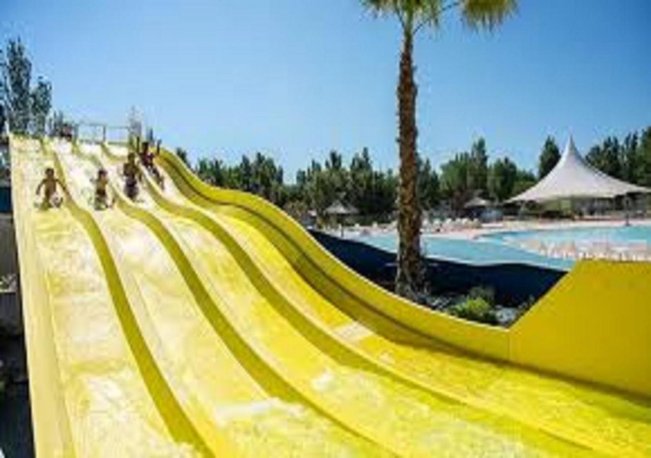 Camping La Carabasse Vias-Plage-T4 Climatise,Tout Confort, Emplacement Calme ! Kültér fotó